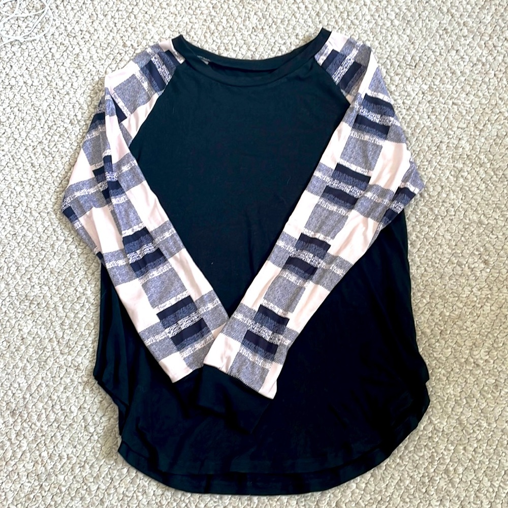 Black long sleeve top, size medium